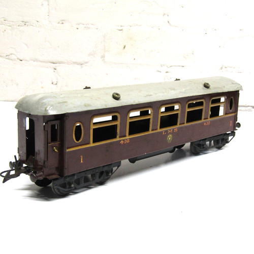 Hornby gauge no2 lms saloon - hornby,