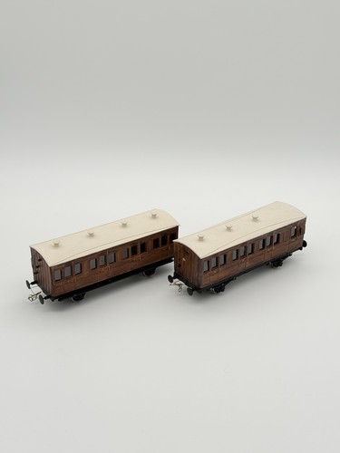 Gauge wheeled coaches - o,